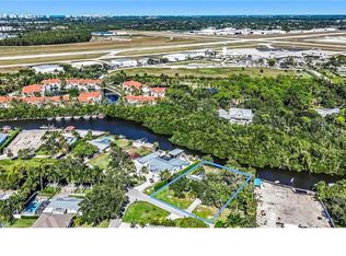 2347 Harbor RD, NAPLES, FL 34104