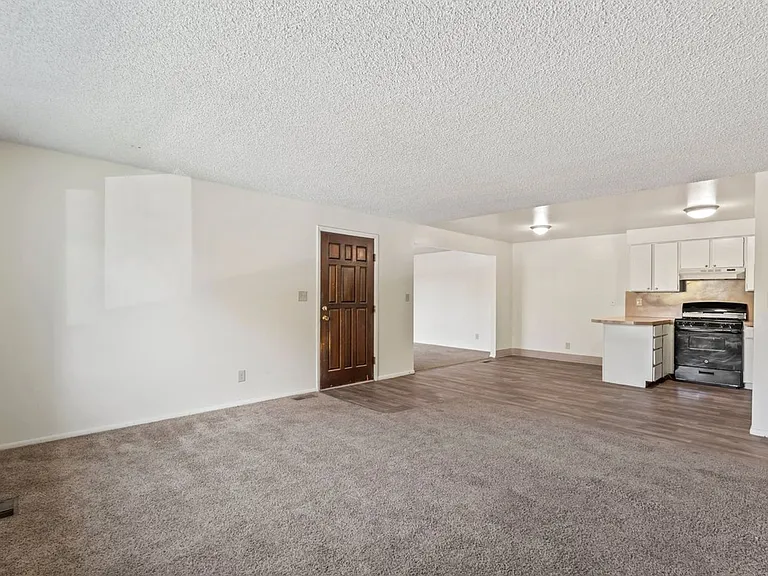 Christopher Village Apartments — Photo 18