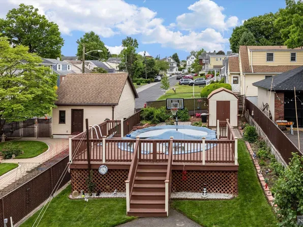 512 Page Ave, Lyndhurst, NJ 07071