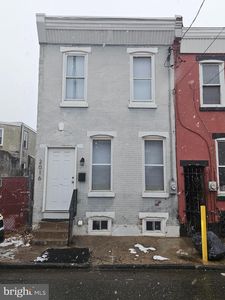 2016 N Leithgow St, Philadelphia, PA, 19122