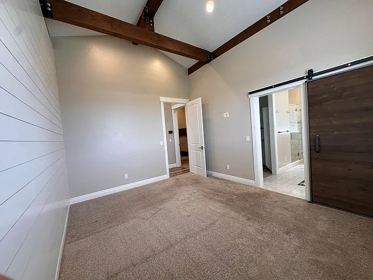 1505 E 900 S — Photo 16