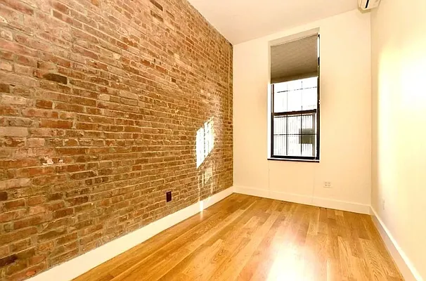 Rented by REAL New York | media 2