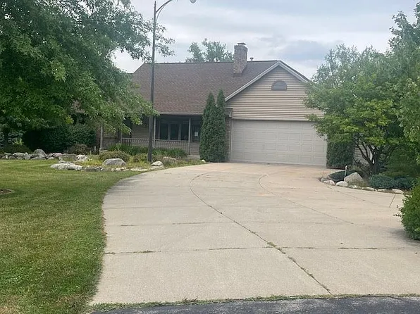 3155 Eleven Mile Rd NW, Sparta, MI 49345