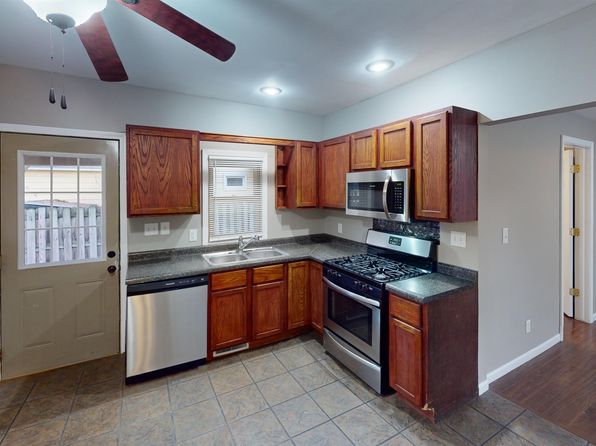 337 W Chamberlin St