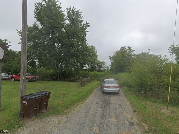 2nd image of 5709 Neil Rd