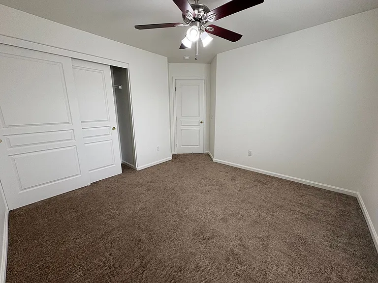 5928 W Whitley Ave — Photo 22