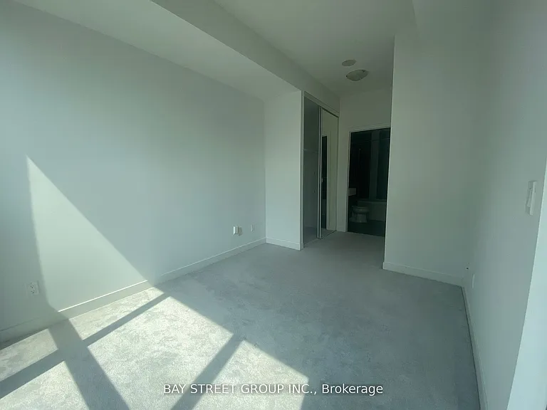 770 Bay St #1010 — Photo 10