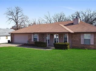 214 Circle B N #B, Roland, OK 74954