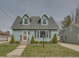 1132 Taft Ave, Oshkosh, WI 54902