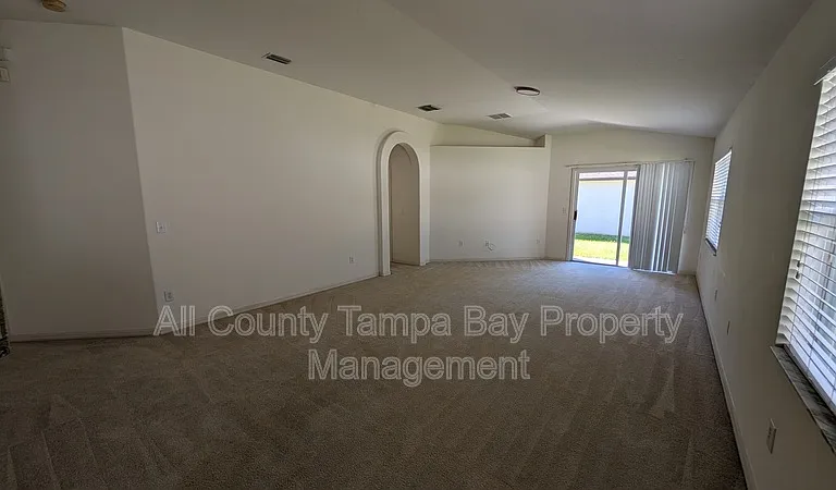 25820 Crippen Dr — Photo 11