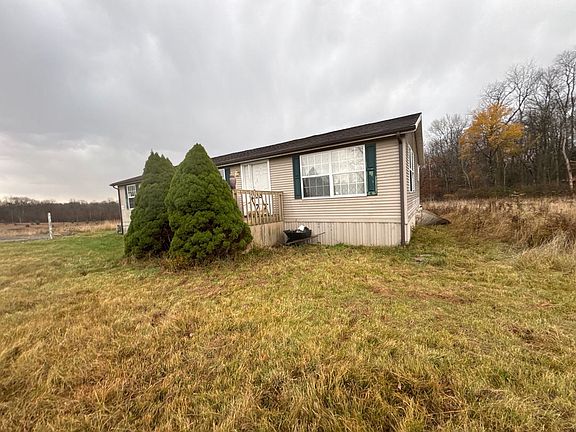 3rd image of 128 Gilfoyle Rd