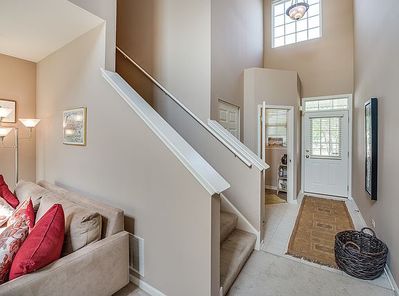 5th image of 2391 Sunrise Ct