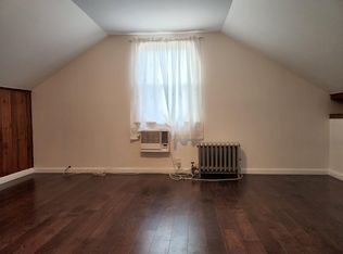 48-37 196th St, Fresh Meadows, NY 11365