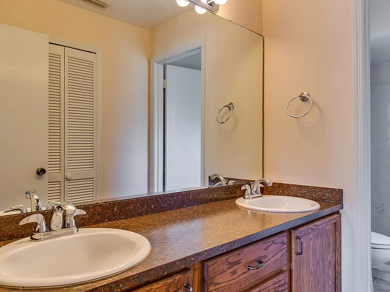 9928 Dean Cove Ln — Photo 14
