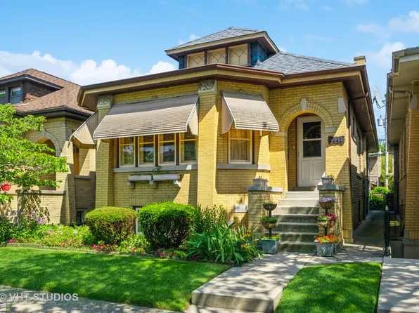 5841 N Christiana Ave, Chicago, IL 60659