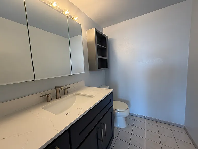801 Franklin St #104 — Photo 7