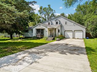 3070 Reeder Rd, Clarkston, MI 48346