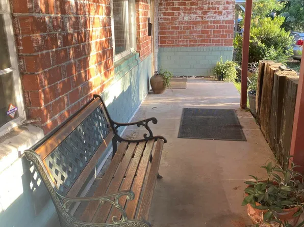 2831 N 33RD Place, Phoenix, AZ 85008