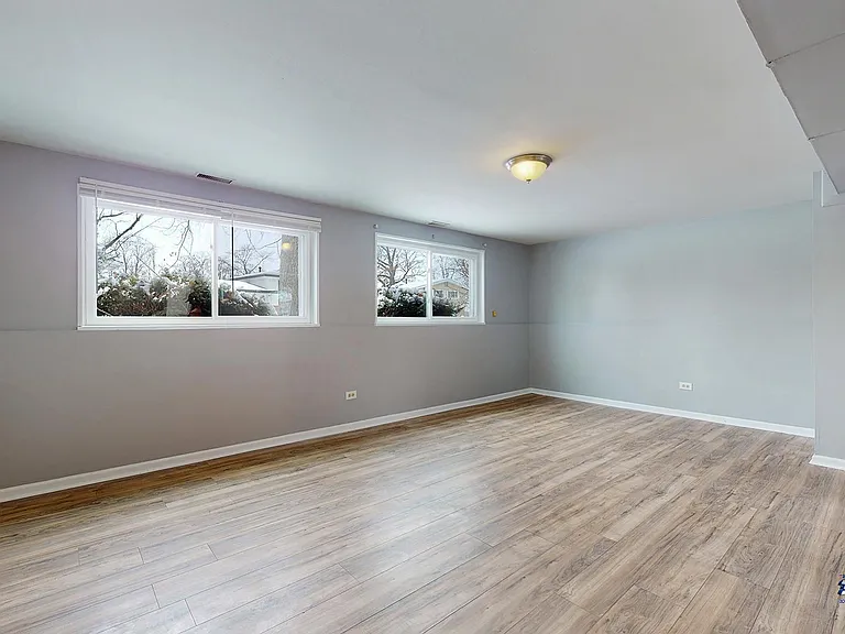 224 Berry St — Photo 12