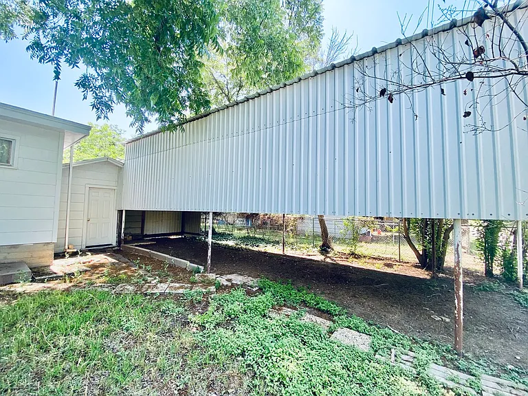 244 La Salle Dr — Photo 11