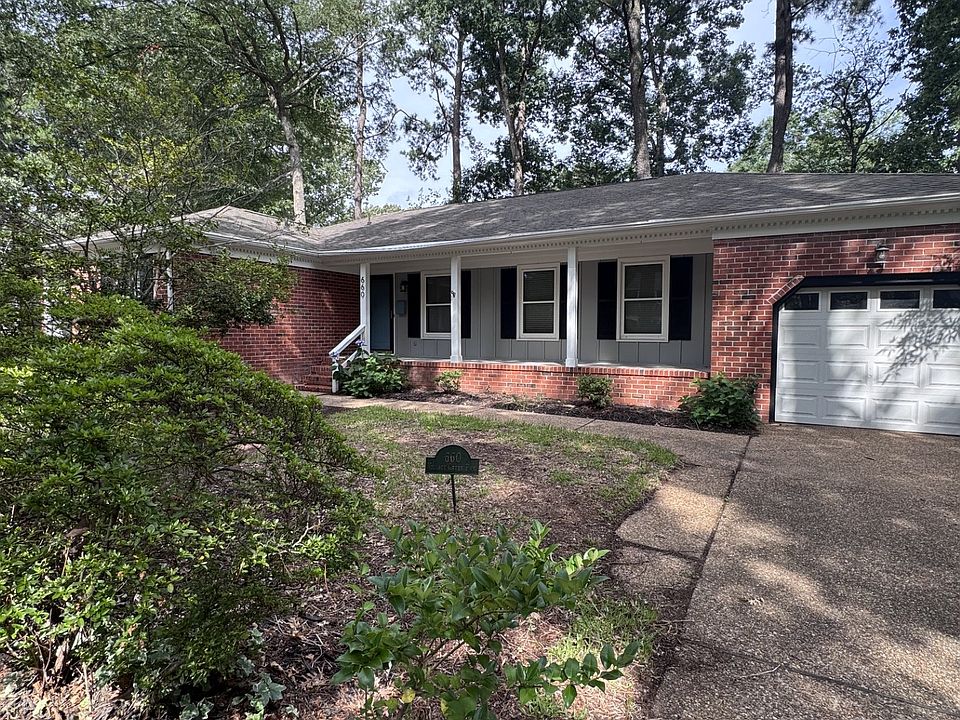 1st image of 660 Village Green Pkwy