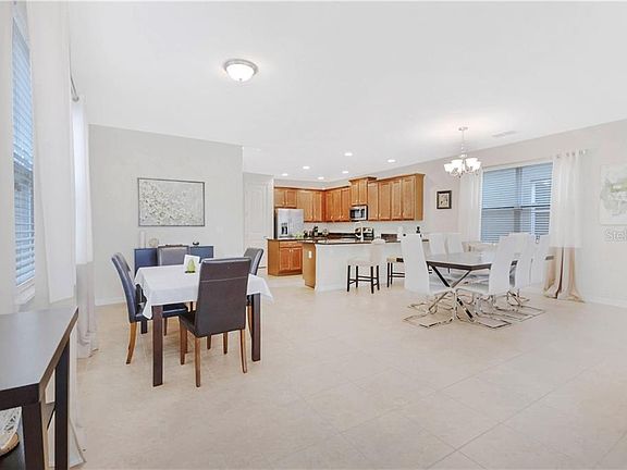 4th image of 15184 Avenue Of The Arbors