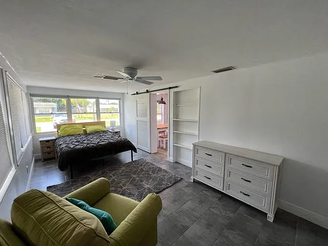 1450 5th Ave — Photo 10