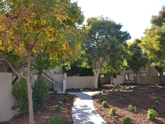 5th image of 23709 Del Monte Dr Unit 224