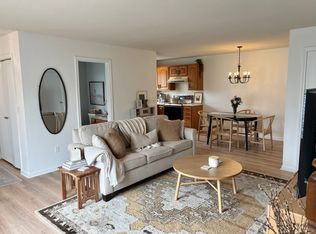 77 Mark Dr, Glastonbury, CT 06033