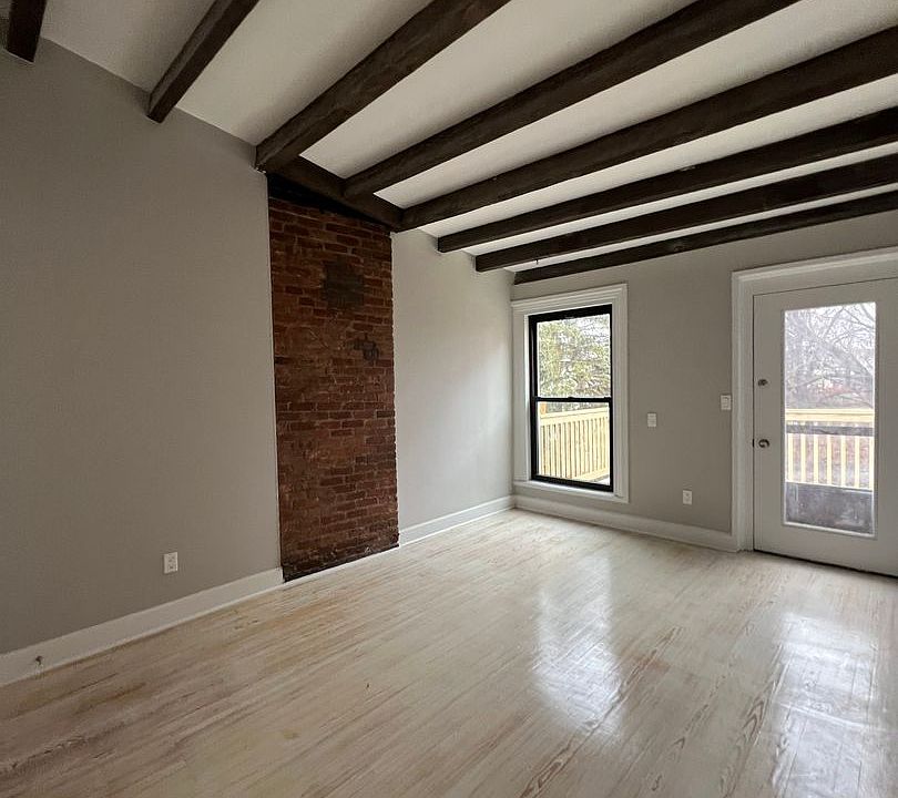 1st image of 48 Elm St Unit 2