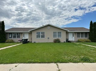 801 Maple Ln, Grove City, MN 56243