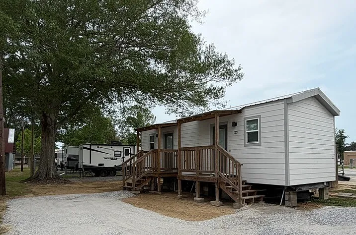 1014 Colonial Dr #1 — Photo 1