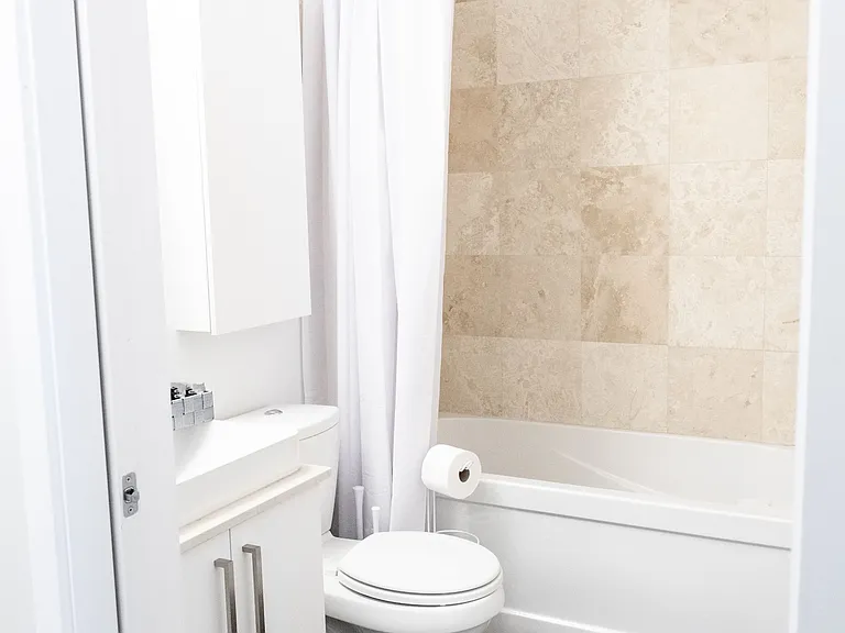 12 York St #4908 — Photo 9