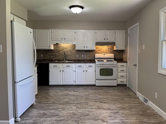 5th image of 53 Cain Dr