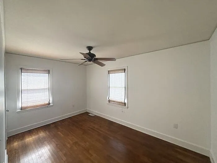 526 W Kingston Ave — Photo 8