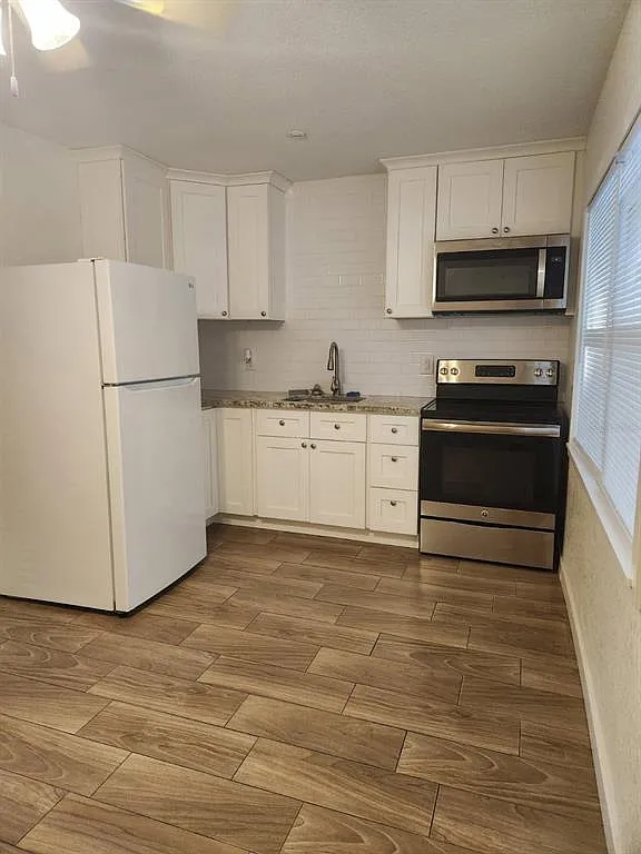 1 bed, 1.0 bath, 400 sqft, $1,000 — Photo 2