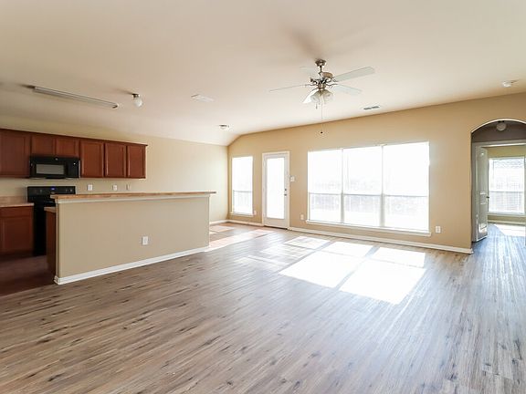 4th image of 1232 Camden Yard Dr