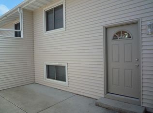 7015 146th Street Ct, Apple Valley, MN 55124