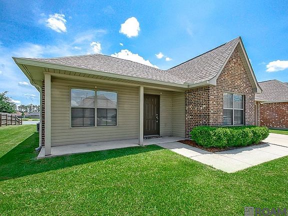 3rd image of 26358 Poplar Glen Dr