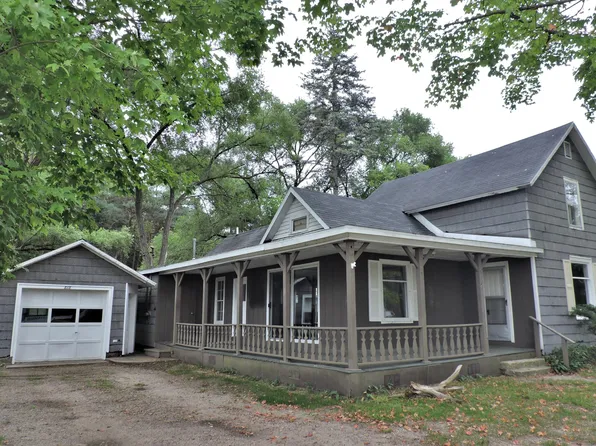 818 Mechanic St, Big Rapids, MI 49307