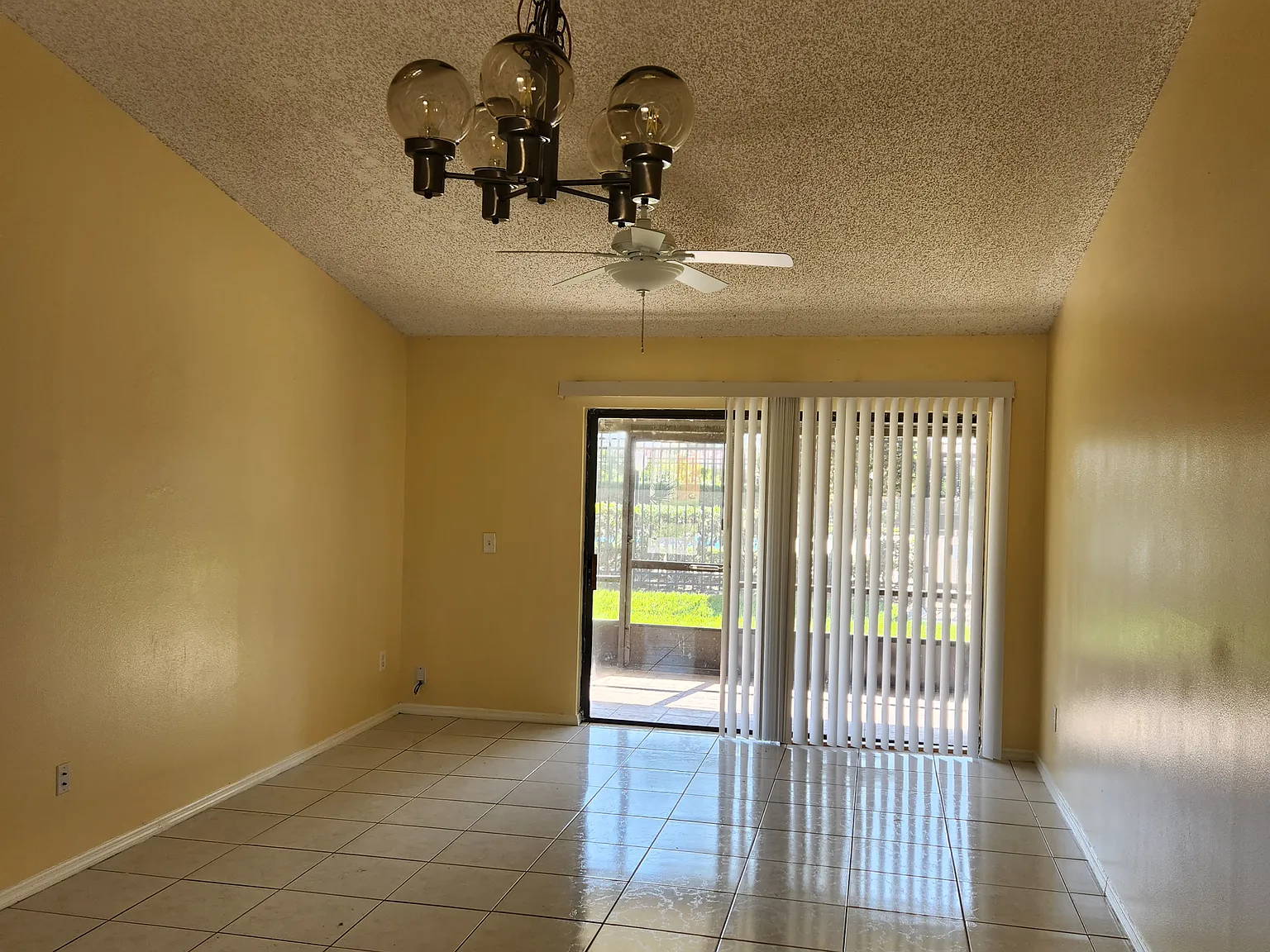 2 bed, 954 sqft, $1,650 — Photo 3