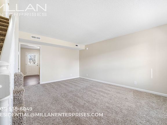 2nd image of 510 Hietts Ln APT B