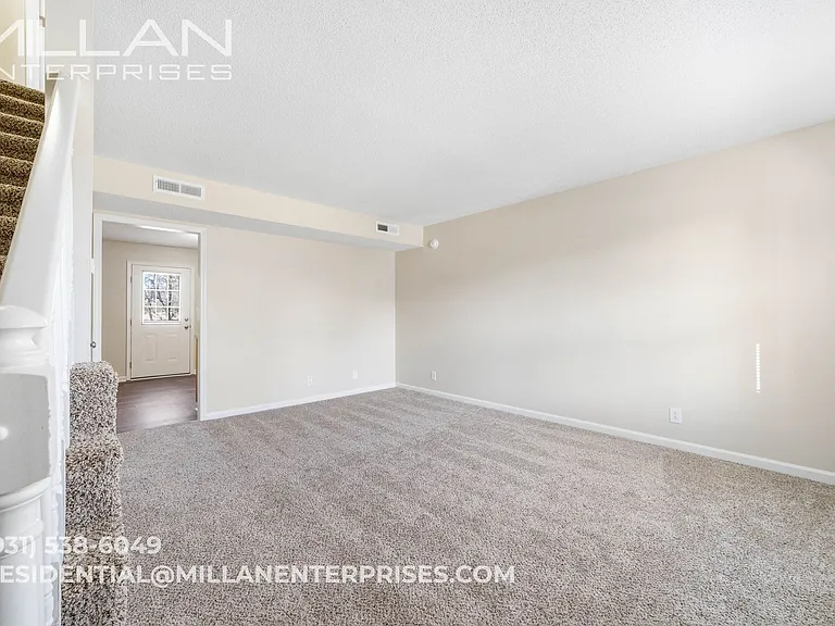 510 Hietts Ln — Photo 2