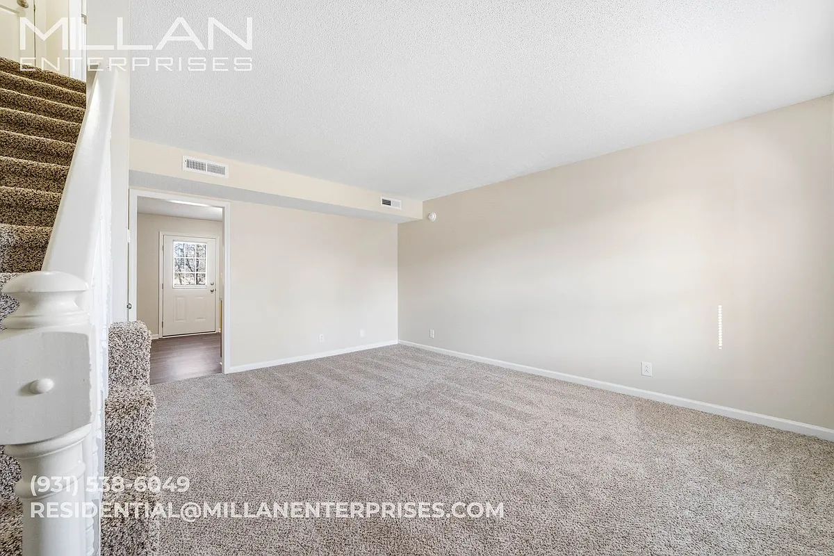 Building Photo - 510 Hietts Ln