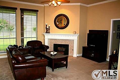 4th image of 7813 Baywood Ct