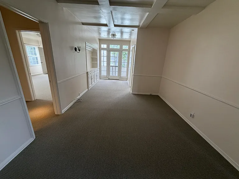 103 S Harper Ave #103 — Photo 6