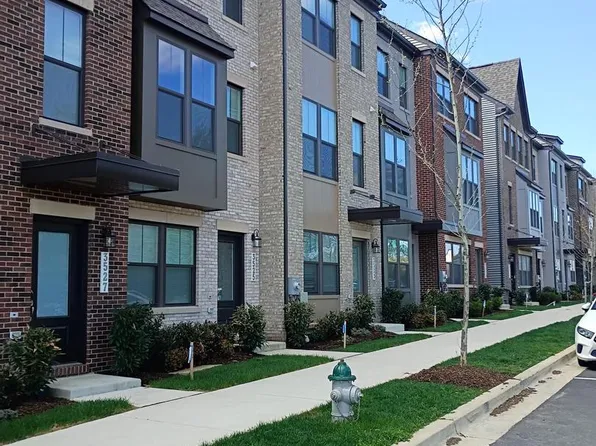 3525 Carnaby St, Hyattsville, MD 20782