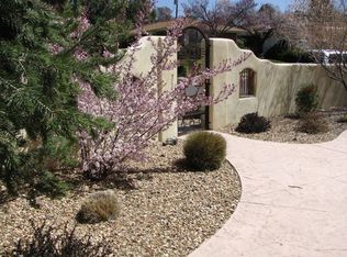 1413 Morningside Dr NE, Albuquerque, NM 87110