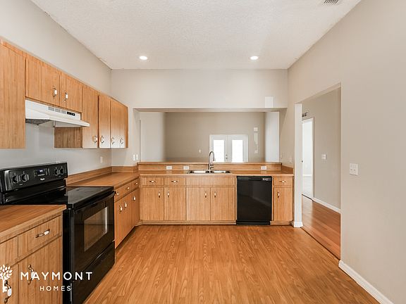 5th image of 1144 View Pointe Cir