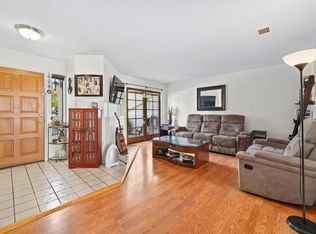 1457 Summit Dr, Chula Vista, CA 91910